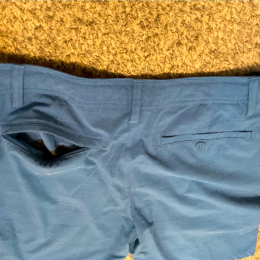 Hang Ten flat front short. Size 32 - Picture 5 of 5